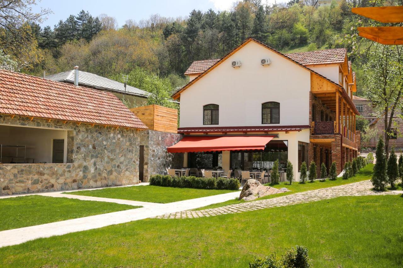 Chalet Dilijan Hotel & Restauarant Exterior photo